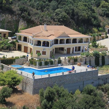 Villa Akros And Suites Keri Dış mekan fotoğraf