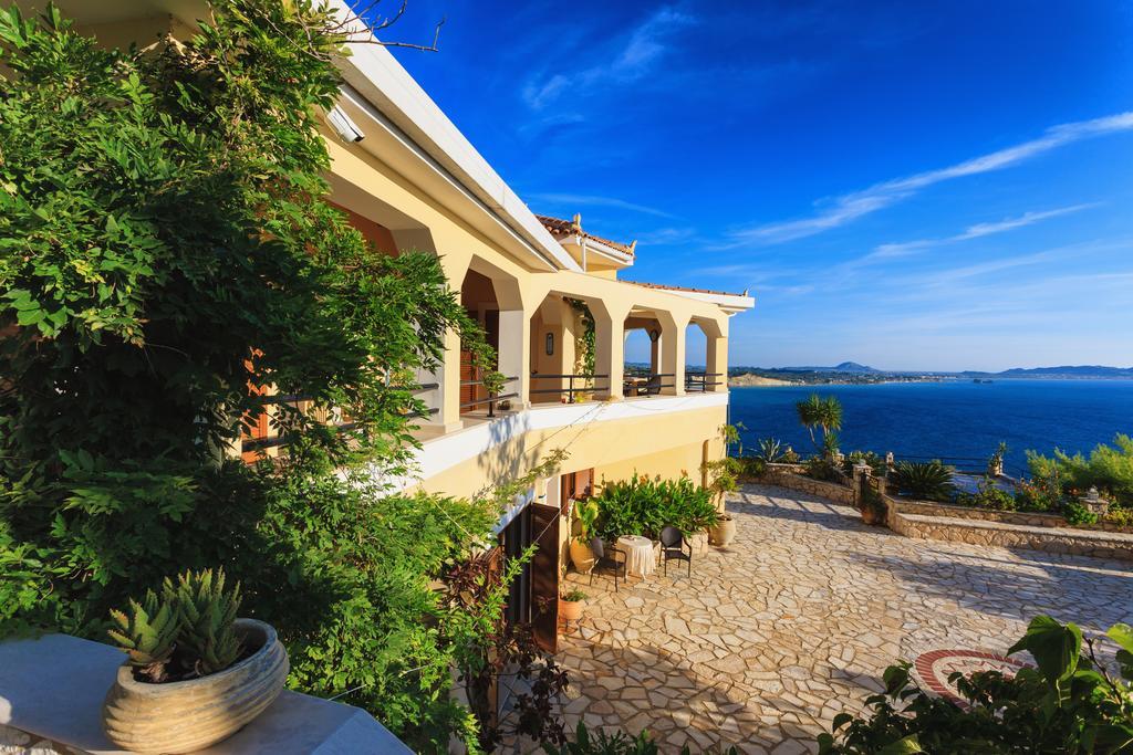 Villa Akros And Suites Keri Dış mekan fotoğraf