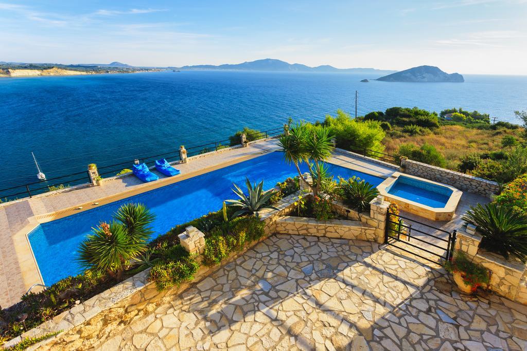 Villa Akros And Suites Keri Dış mekan fotoğraf