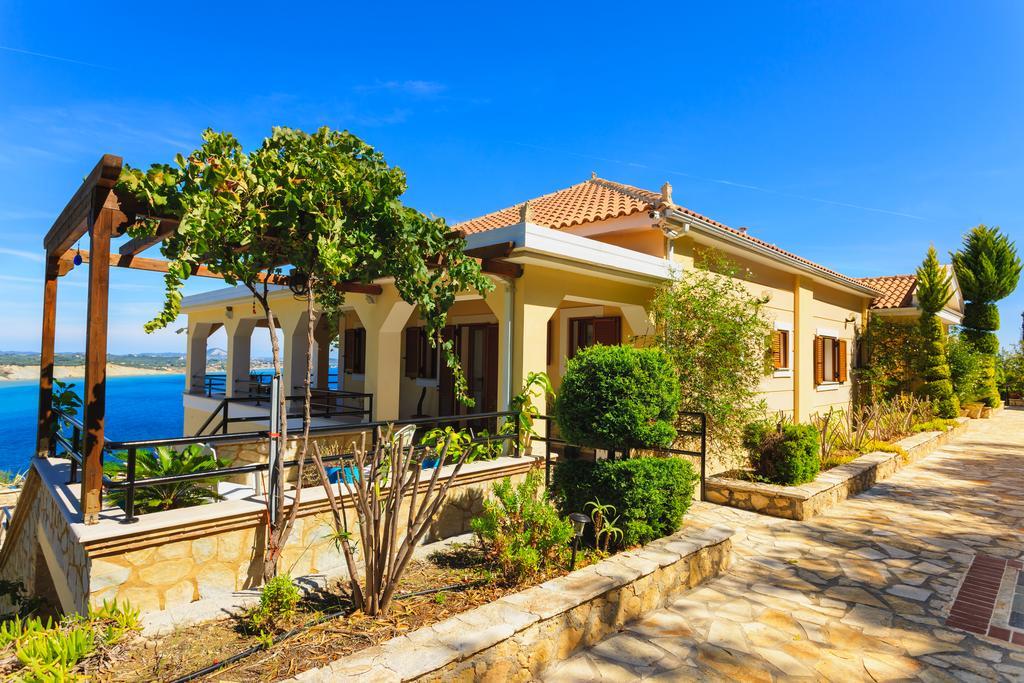 Villa Akros And Suites Keri Dış mekan fotoğraf